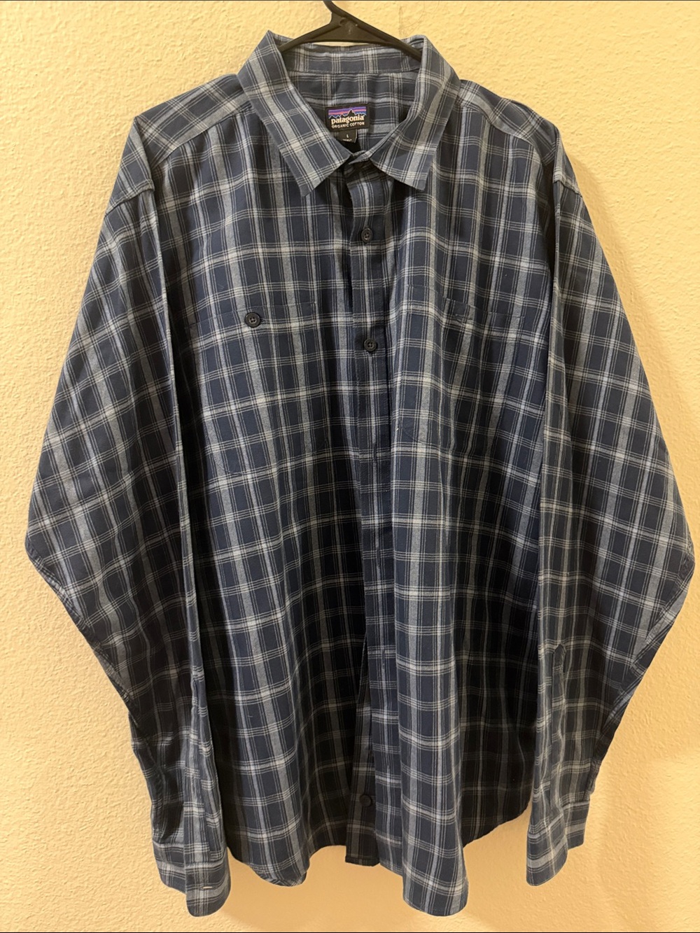 Patagonia Men's Navy and Light Blue Plaid Button-Down Shirt